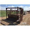 Image 2 : HI-QUAL CATTLE SQUEEZE