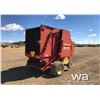 Image 3 : 1998 NEW HOLLAND 644 ROUND BALER