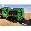 Image 3 : 1990 JOHN DEERE 375 ROUND BALER