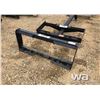 Image 2 : SKID STEER MOUNTING BRACKET
