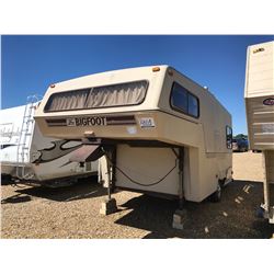 1984 BIGFOOT 5TH WHEEL TRAVEL TRAILER