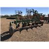 Image 3 : JOHN DEERE 3200 6X18 PLOW