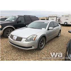 2004 NISSAN MAXIMA CAR