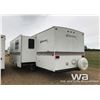 Image 4 : 2000 COMPANION TRAVEL TRAILER