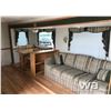 Image 5 : 2000 COMPANION TRAVEL TRAILER