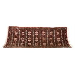 Youmod Turkoman Rug, Post 1950, Red ground with alternating horizontal rows of guls and 'C' s...