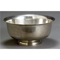 Fisher Silversmiths Sterling 'Paul Revere' Punch Bowl, Jersey City, NJ, Mid-20th Century, Imp...