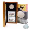 Image 1 : 2004 Canada Majestic Moose $5 Coin and Stamp Set (Capsule lightly scratched & outer sleeve lightly w