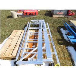 ALUMINUM SCAFFOLDING