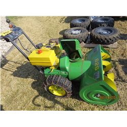 JOHN DEERE 826 SNOWBLOWER