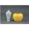 Image 3 : 2 PC Chinese Small Porcelain Vase and Jar