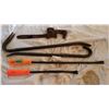 Image 1 : Lot Of Misc. Tools (Crowbars, Pipe Wrench, Screwdrivers)