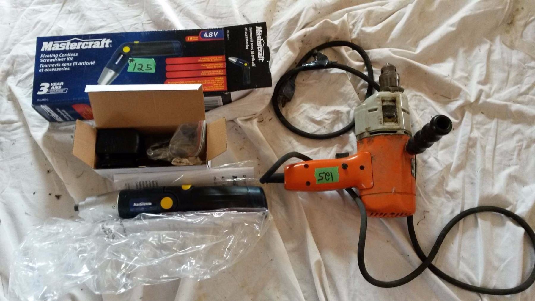 Mastercraft Pivoting Cordless Screwdriver Kit (New), Black & Decker 3