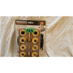 Ridgid Universal Router Bushing Kit (New)