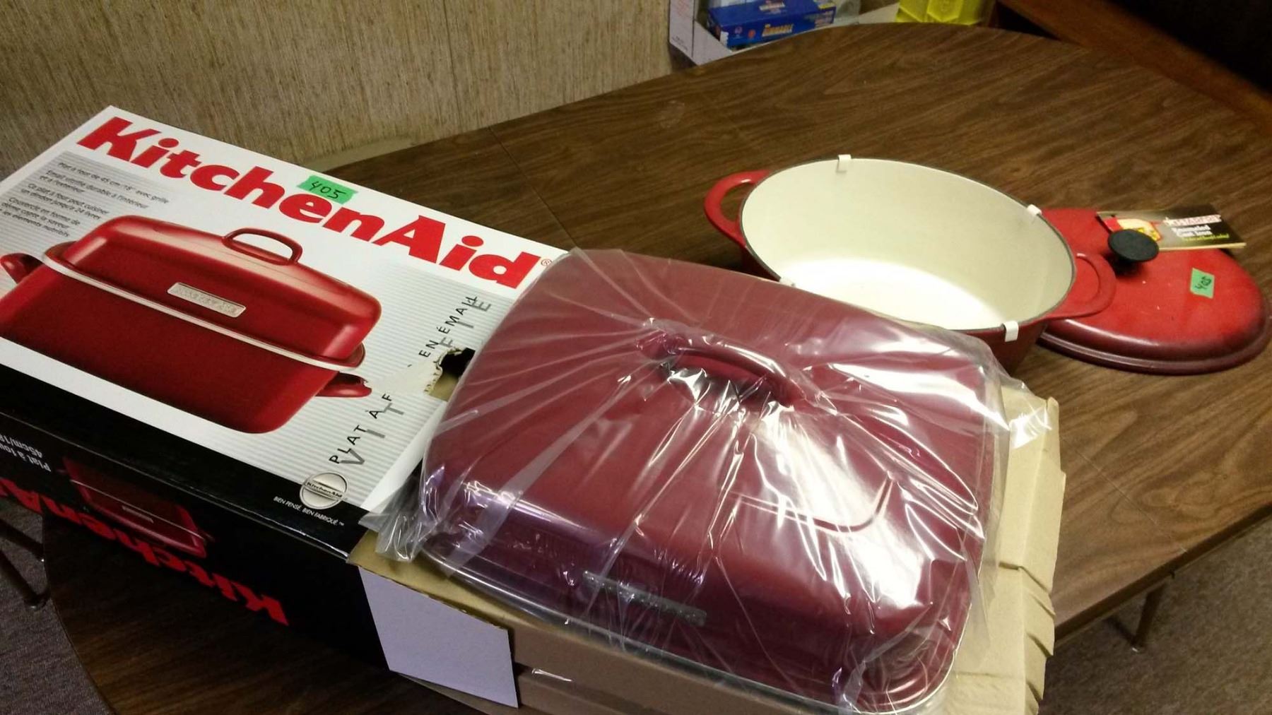 KitchenAid Porcelain Roaster & Starfrit Enameled CastIron Roaster