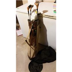 Golf Clubs (Northwestern With Cooper Bag)