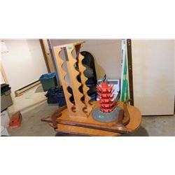 Assorted Wooden/Plastic Items