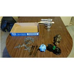 Ducks Unlimited Glasses (2), Money Banks (2), Thermometers, Butter-knives, Misc.