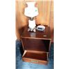 Image 8 : 3-Piece Solid Mahogany Set With Alarm Clock & Lamp