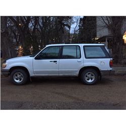 1995 Ford Explorer XLT, 4 Door, 302,500Kms