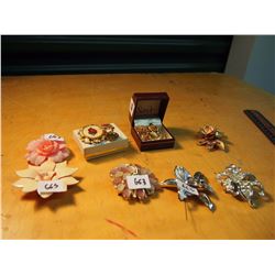 Set Of Assorted Costume Jewelry (Flower Brooches) (8)