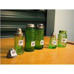 Depression Glass Salt & Pepper Shakers (6)