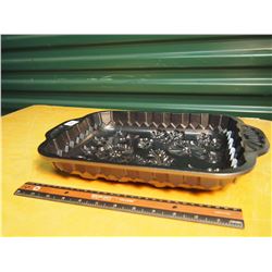 Decorative Black Pan (Flower Decor)