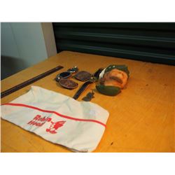 Lot Of Robin Hood Promotional Merchandise (Belt Buckles Key-Rings, Watch, Etc.)