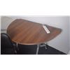 Image 4 : 6 piece office boardroom table