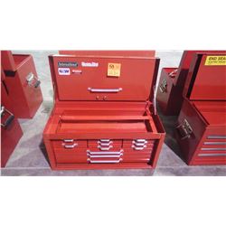 International 11 drawer tool box