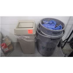 Set of 4 garbage cans and tarps