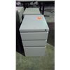 Image 1 : 3 drawer metal cabinet