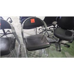 Set of 4 stacking chairs