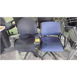 Set of 2 office chairs