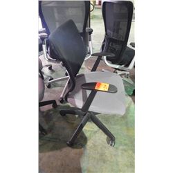 Keilhauer office chair on wheels