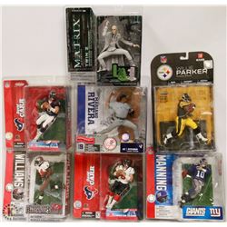 LOT OF 7 MCFARLANE ACTION FIGURINES INCL