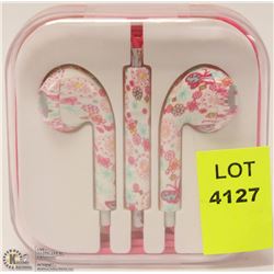 NEW EARBUD HEADPHONES