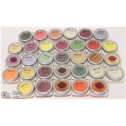 LOT OF 30+ NEW ASSORTED SCENTSY WAX MELTS