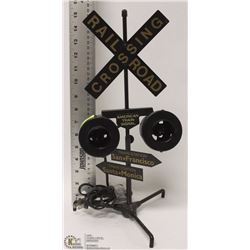 RAILROAD CROSSING SIGNAL FLASHING