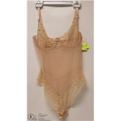 NEW ARIANNE NUDE LACED TEDDY SIZE SMALL