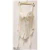 Image 1 : SIZE 34B WHITE CORSET WITH REMOVABLE GARTERS &