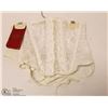 Image 1 : WHITE WAIST CINCHER WITH REMOVABLE GARTERS MEDIUM