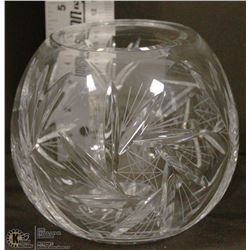 PINWHEEL CRYSTAL ROUND STYLE VASE