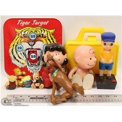 LARGE BOX OF VINTAGE COLLECTIBLES