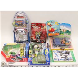 FLAT OF NEW ITEMS SUPER HERO MASHERS