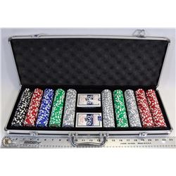 POKER CHIPS WITH CASE