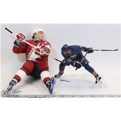 WAYNE GRETZKY AND SHELDON SOURAY ACTION FIGURINES