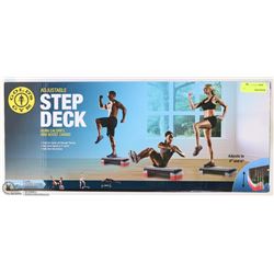 NEW GOLDS GYM ADJUSTABLE STEP DECK
