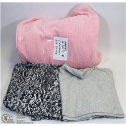 FLAT OF LADIES TWO PANTS & ONE BATHROBE SIZE 3X&4X