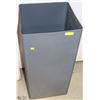 Image 1 : SQUARE GARBAGE CAN